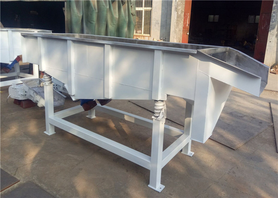 Food SUS 1500×4000 Linear Vibrating Screen Mining Industry